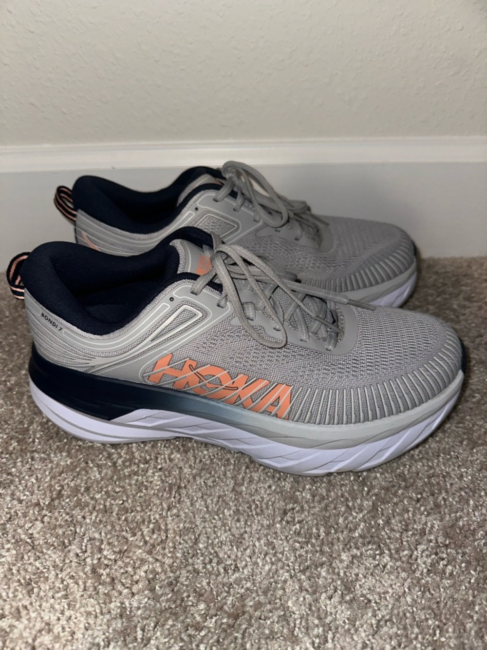 Hoka One One Bondi 7